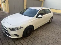 Gebraucht Mercedes A160 109 PS (80 kW) 2019 Weiß Limousine