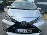 Gebraucht Toyota Aygo X-play 69 PS (50 kW) 2017 Grau Kleinwagen