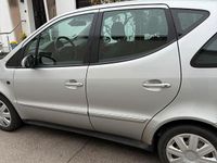 Gebraucht Mercedes A160 102 PS (75 kW) 2004 Silber Kleinwagen