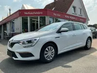 Gebraucht Renault Mégane IV Life 116 PS (85 kW) 2019 Weiß Limousine