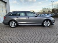 Gebraucht Audi A4 Advanced 204 PS (150 kW) 2021 Grau Kombi
