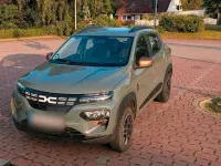 Gebraucht Dacia Spring Extreme 47 kW (65 PS) 2024 Grün Kleinwagen