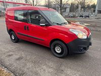 Second-hand Opel Combo Edition 95 CP (69 kW) 2018 Roșu Monovolum