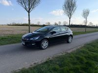 Gebraucht Opel Astra Edition 150 PS (110 kW) 2016 Schwarz Limousine