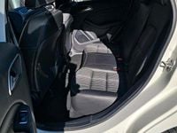 Gebraucht Mercedes B200 156 PS (114 kW) 2014 Weiß Van / Kleinbus