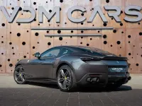 Gebraucht Ferrari Roma 620 PS (456 kW) 2023 Grigio silverstone 740 Coupé