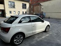 Gebraucht Audi A1 Ambition 86 PS (63 kW) 2011 Weiß Kleinwagen