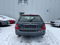 Gebraucht Mercedes C220 234 PS (172 kW) 2010 Grau Limousine