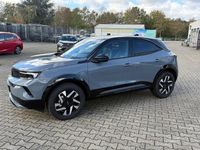 Neu Opel Mokka 131 PS (96 kW) 2025 Grau SUV