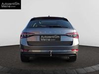 Gebraucht Skoda Superb Style 200 PS (147 kW) 2022 Graphitegrau metallic Kombi