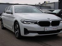 Gebraucht BMW 520 190 PS (139 kW) 2022 Weiß Limousine