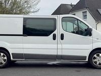 Gebraucht Renault Trafic 90 PS (66 kW) 2012 Weiß Van / Kleinbus