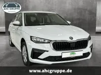 Gebraucht Skoda Scala Essence 116 PS (85 kW) 2025 Weiss Kleinwagen
