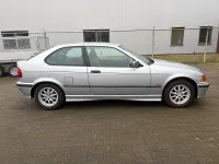 Używany BMW 318 140 KM (102 kW) 1997 Szary Sedan/Limuzyna