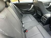 Gebraucht BMW 118 Advantage 150 PS (110 kW) 2016 Schwarz Kleinwagen