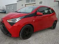 Gebraucht Toyota Aygo X-play 72 PS (52 kW) 2018 Vulcanorot Kleinwagen