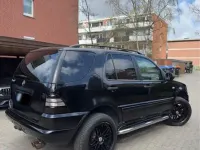 Gebraucht Mercedes ML320 218 PS (160 kW) 2001 Schwarz SUV