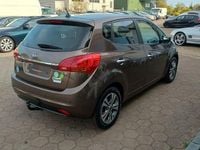 Gebraucht Kia Venga Spirit 125 PS (91 kW) 2017 Beige Kleinwagen