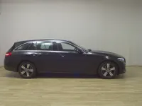 Gebraucht Mercedes C200 Avantgarde 184 PS (135 kW) 2022 Schwarz Limousine