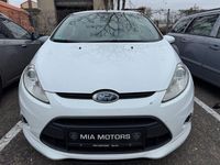 Second-hand Ford Fiesta Titanium 97 CP (71 kW) 2010 Alb Coupe