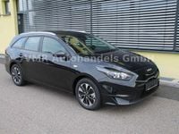 Neu Kia Ceed Sportswagon 140 PS (102 kW) 2025 Schwarz Kombi