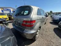 Gebraucht Mercedes B150 95 PS (69 kW) 2006 Kometgrau  metalliclack Van / Kleinbus