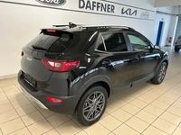 Gebraucht Kia Stonic 101 PS (74 kW) 2024 Schwarz SUV