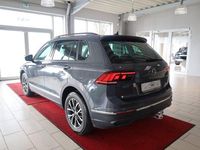 Gebraucht VW Tiguan Life 186 PS (136 kW) 2022 Grau SUV