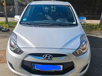 Gebraucht Hyundai ix20 Trend 125 PS (91 kW) 2014 Grau Kleinwagen