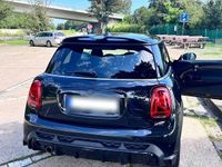Gebraucht Mini John Cooper Works 136 PS (100 kW) 2023 Schwarz Kleinwagen