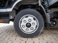 Gebraucht Mitsubishi Canter 128 kW (175 PS) 2024 Weiss / arktikweiß Van
