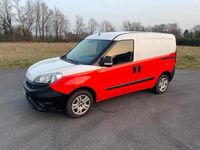 Gebraucht Fiat Doblò 95 PS (69 kW) 2018 Weiß Van / Kleinbus