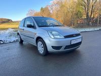 Gebraucht Ford Fiesta Ambiente 69 PS (50 kW) 2005 Silber Limousine