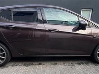 Gebraucht Opel Astra Dynamic 125 PS (91 kW) 2017 Braun Limousine