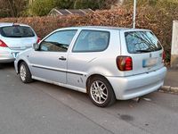 Gebraucht VW Polo Match 60 PS (44 kW) 1999 Silber Kleinwagen