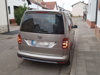 gebraucht VW Caddy 2,0TDI 75kW BMT DSG Alltrack 5-Sitzer ...