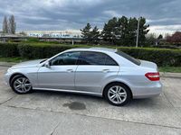 Gebraucht Mercedes E350 Avantgarde 231 PS (169 kW) 2009 Silber Limousine