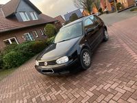 Gebraucht VW Golf IV 75 PS (55 kW) 2000 Schwarz Kleinwagen