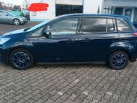 Gebraucht Ford Grand C-Max 125 PS (91 kW) 2018 Blau Van / Kleinbus