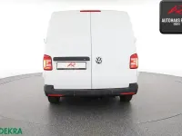 Gebraucht VW Transporter 102 PS (75 kW) 2019 Candyweiß Van