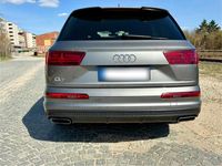 Gebraucht Audi Q7 Ambiente 272 PS (200 kW) 2016 Grau SUV