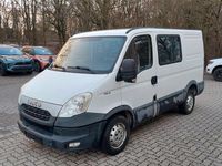 Gebraucht Iveco Daily 145 PS (106 kW) 2013 Weiß Van / Kleinbus