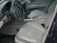 Gebraucht Mercedes E270 175 PS (128 kW) 2002 Blau Limousine