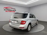 Gebraucht Mercedes ML300 190 PS (139 kW) 2009 Silber SUV