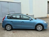 gebraucht Hyundai i30 CW 1.4 Blue Drive LPG-Gasanlage*Klima*Tüv Neu