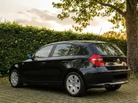 Gebraucht BMW 116 122 PS (89 kW) 2010 Schwarz Kleinwagen