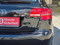 Gebraucht Audi A3 Attraction 125 PS (91 kW) 2013 Schwarz Limousine