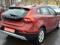 Gebraucht Volvo V40 CC 120 PS (88 kW) 2015 Rot Kombi