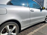 Gebraucht Mercedes CLK320 218 PS (160 kW) 2003 Silber Coupé