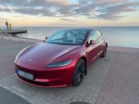 Gebraucht Tesla Model 3 Long Range AWD 323 kW (440 PS) 2024 Rot Limousine